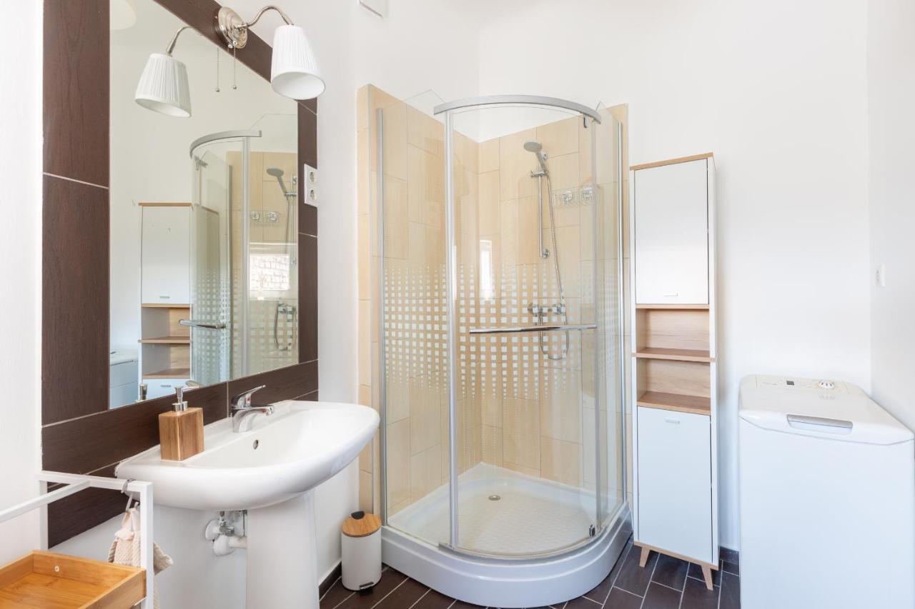 P34 Pannonia Apartment ブダペスト エクステリア 写真